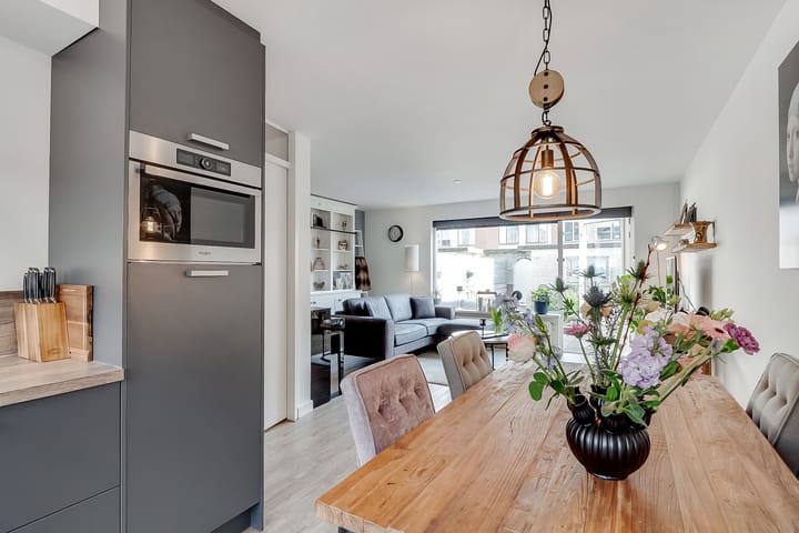 Photo 17 of Randmeerstraat 61