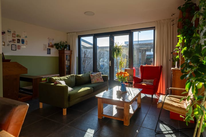 Photo 3 of Aquamarijn 15