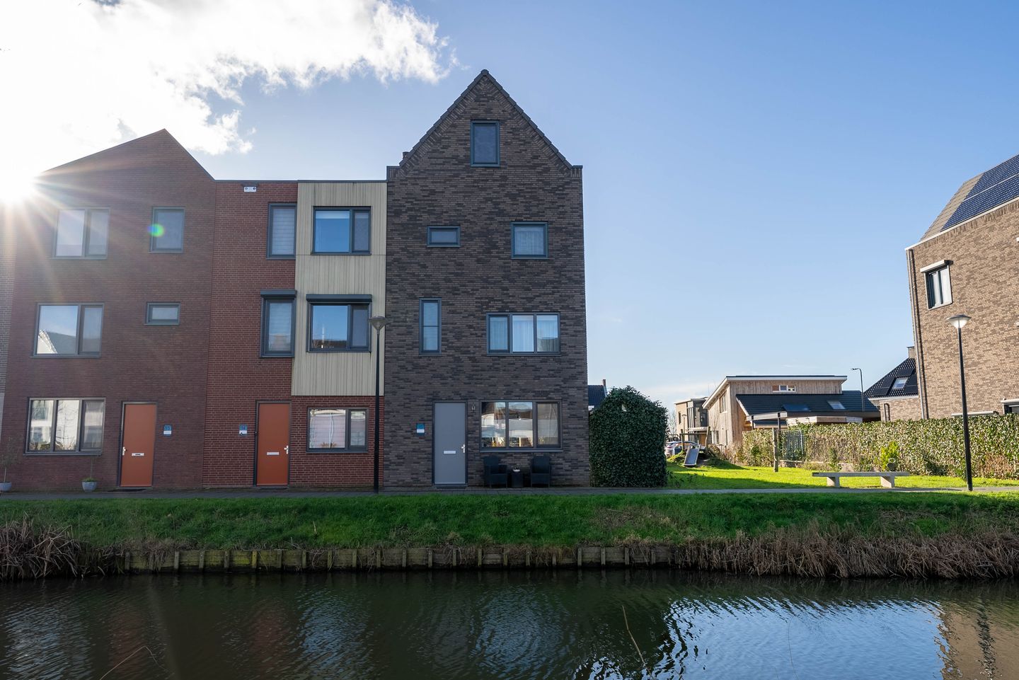 Foto 5 van Aquamarijn 15