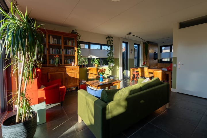 Photo 10 of Aquamarijn 15