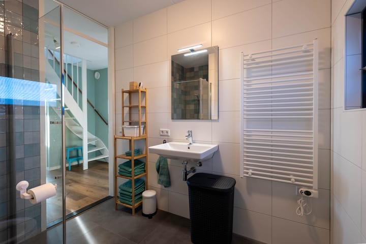 Photo 42 of Aquamarijn 15