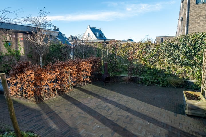 Photo 52 of Aquamarijn 15