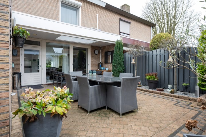 Foto 28 van Rijnbeek 15