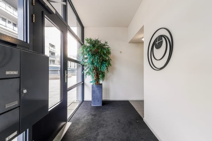 Foto 7 van Anna van Burenstraat 70-C