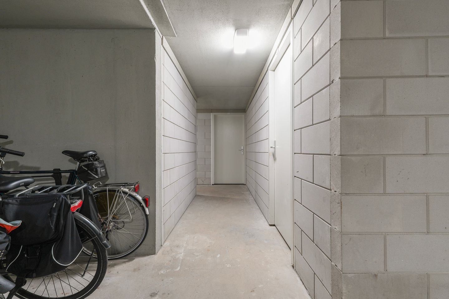 Foto 29 van Anna van Burenstraat 70-C