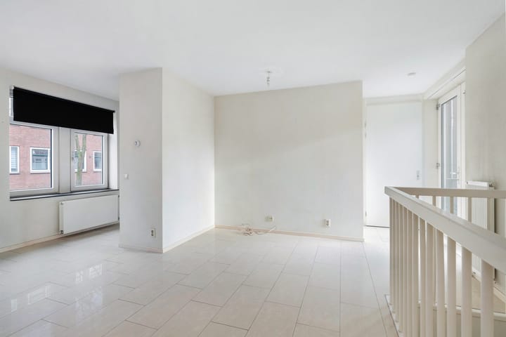 Foto 8 van Heinenoordstraat 8-B