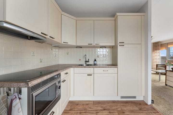 Foto 20 van Middeldijkerplein 104