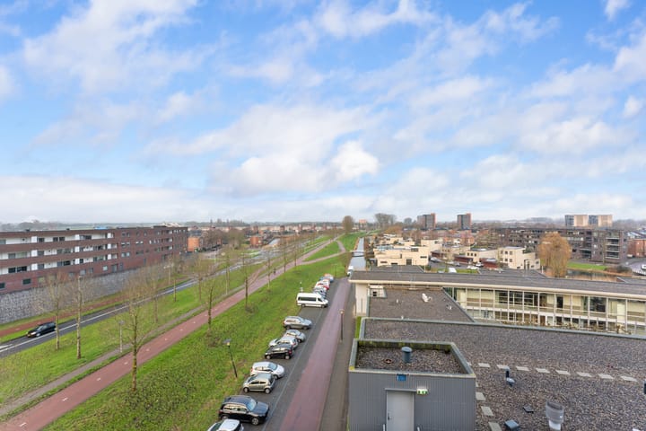 Foto 34 van Middeldijkerplein 104