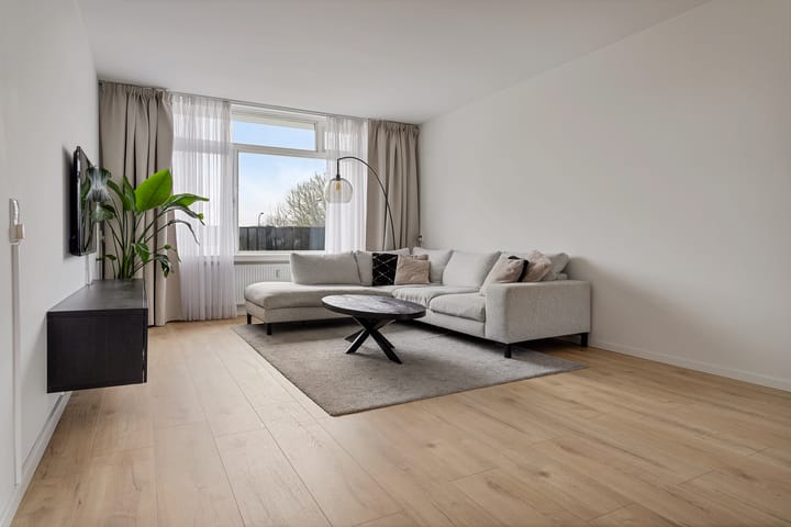 Photo 7 of Jan Vermeerstraat 291