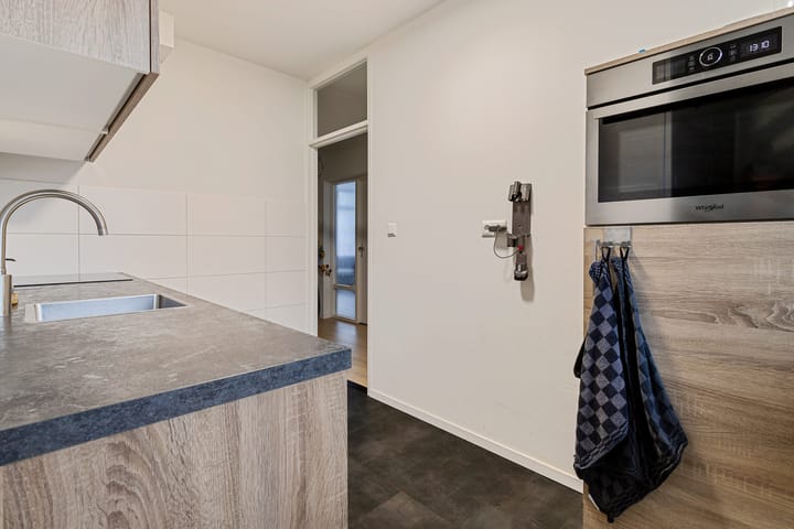 Photo 13 of Jan Vermeerstraat 291