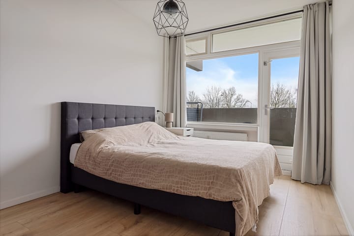 Photo 15 of Jan Vermeerstraat 291