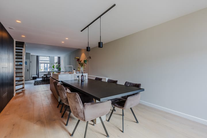 Foto 10 van Hasseltstraat 77