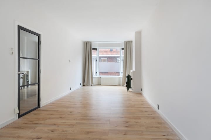 Photo 7 of Albert Cuijpstraat 4-A