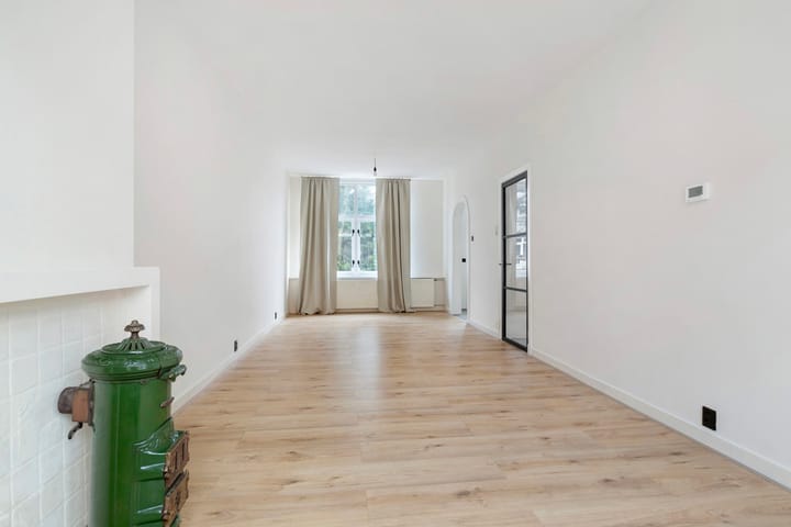 Photo 10 of Albert Cuijpstraat 4-A