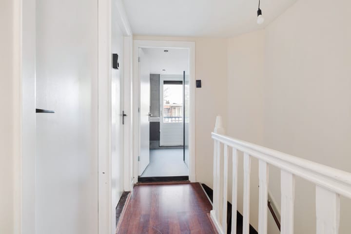 Photo 18 of Albert Cuijpstraat 4-A