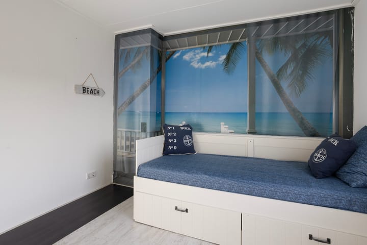 Foto 33 van Jouwsmastraat 4