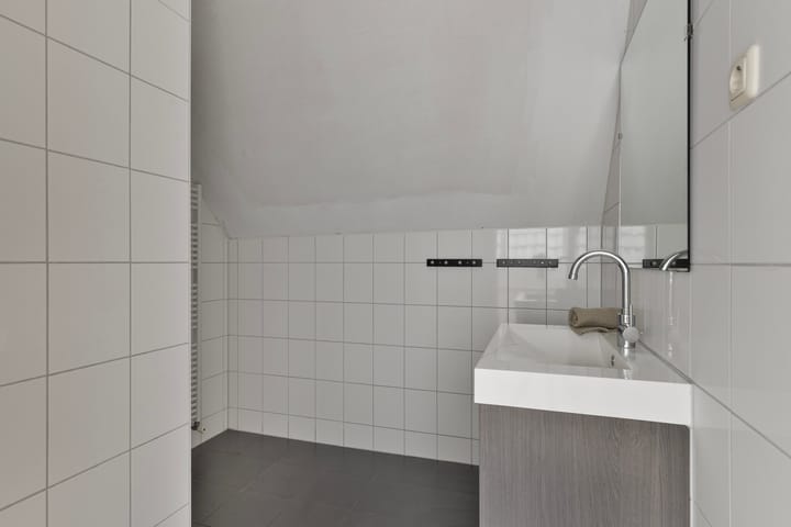 Foto 19 van C.P.Tielestraat 45-B02