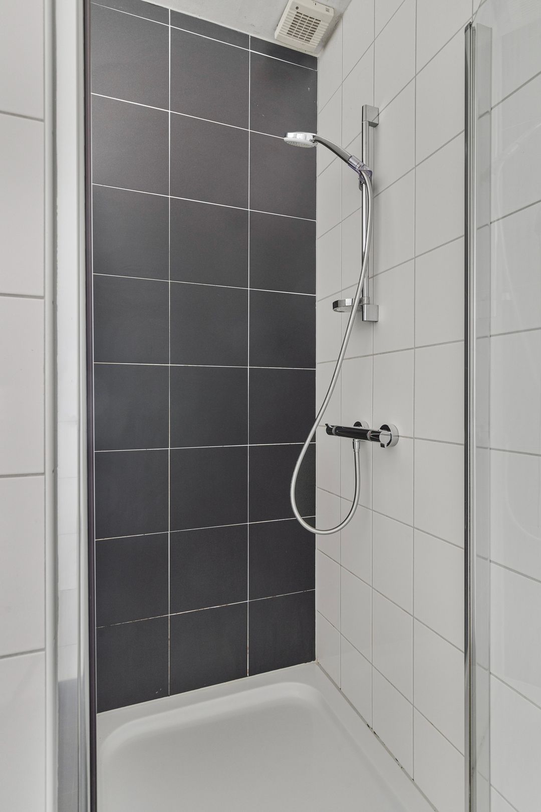 Foto 22 van C.P.Tielestraat 45-B02