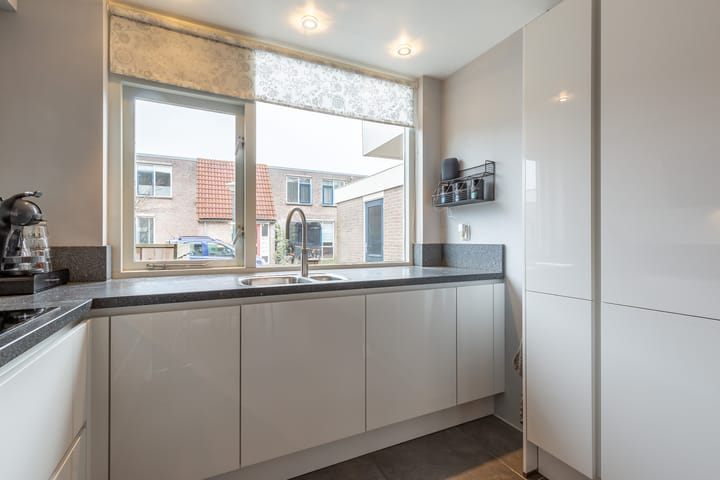 Foto 13 van J.H. Isingserf 10