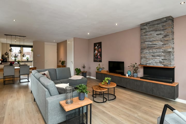 Foto 8 van Quadrans 22