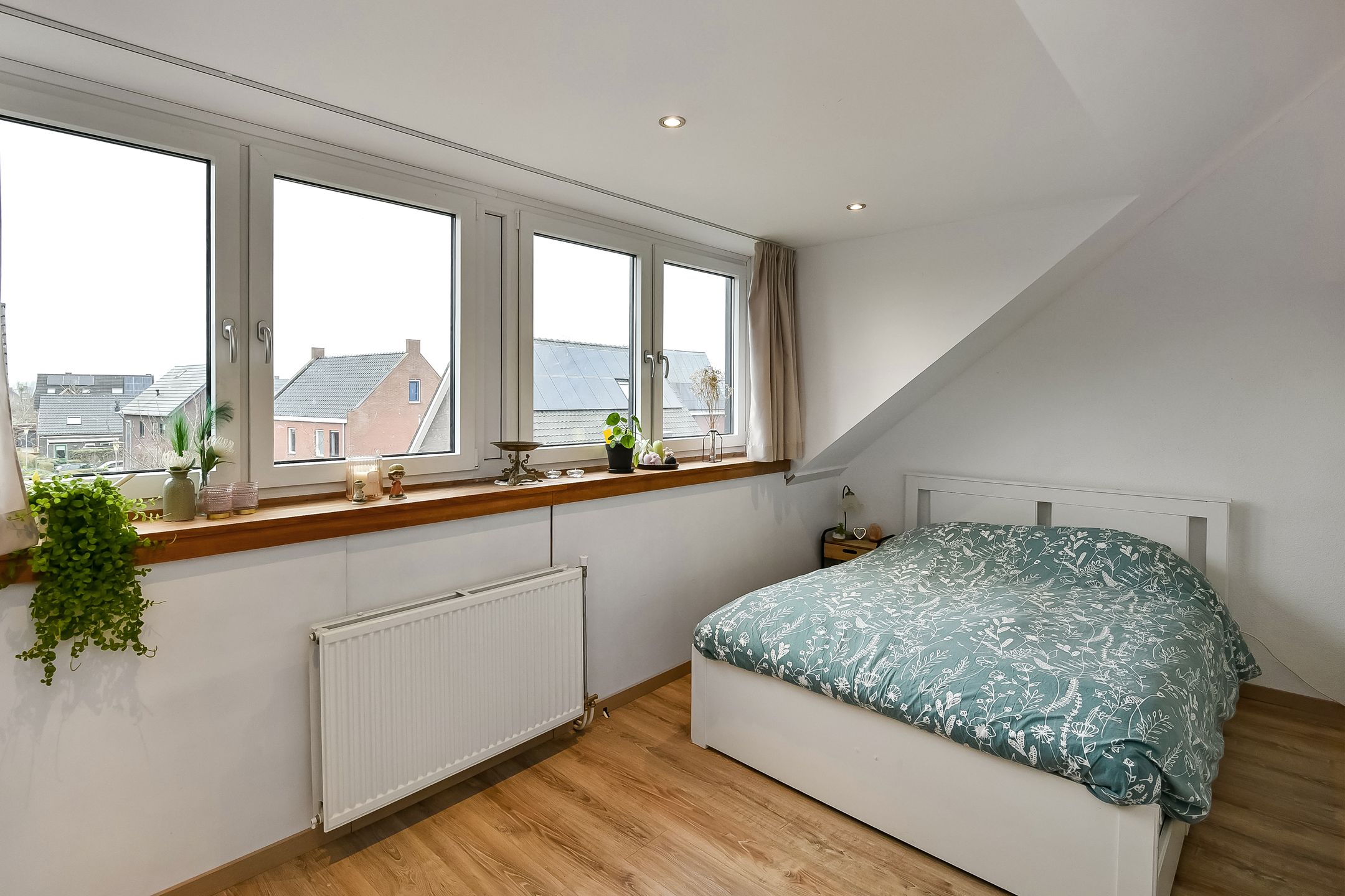 Foto 33 van Quadrans 22