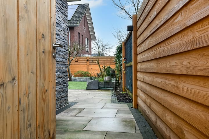 Foto 47 van Quadrans 22