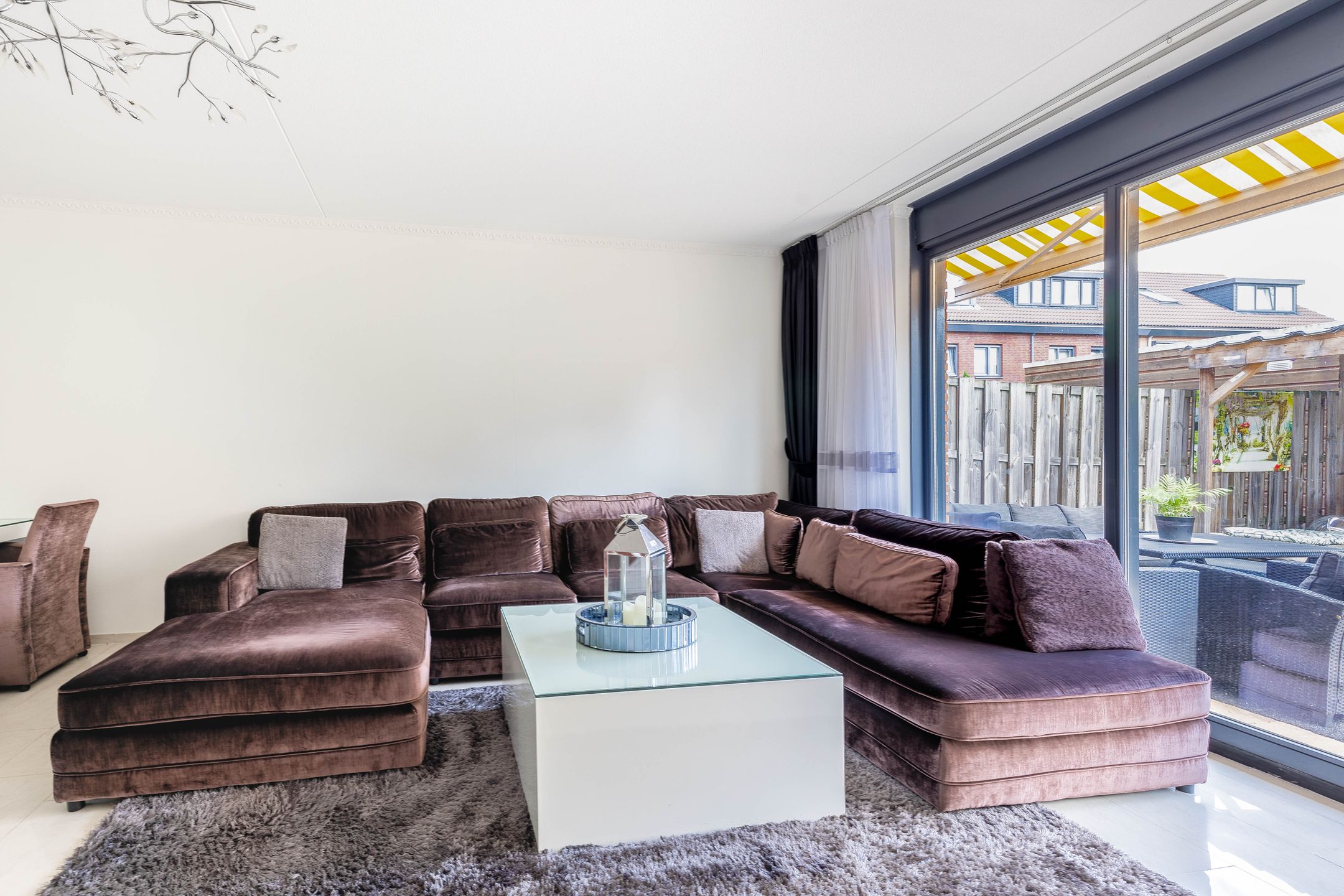 Foto 21 van 2e Lunarelaan 8