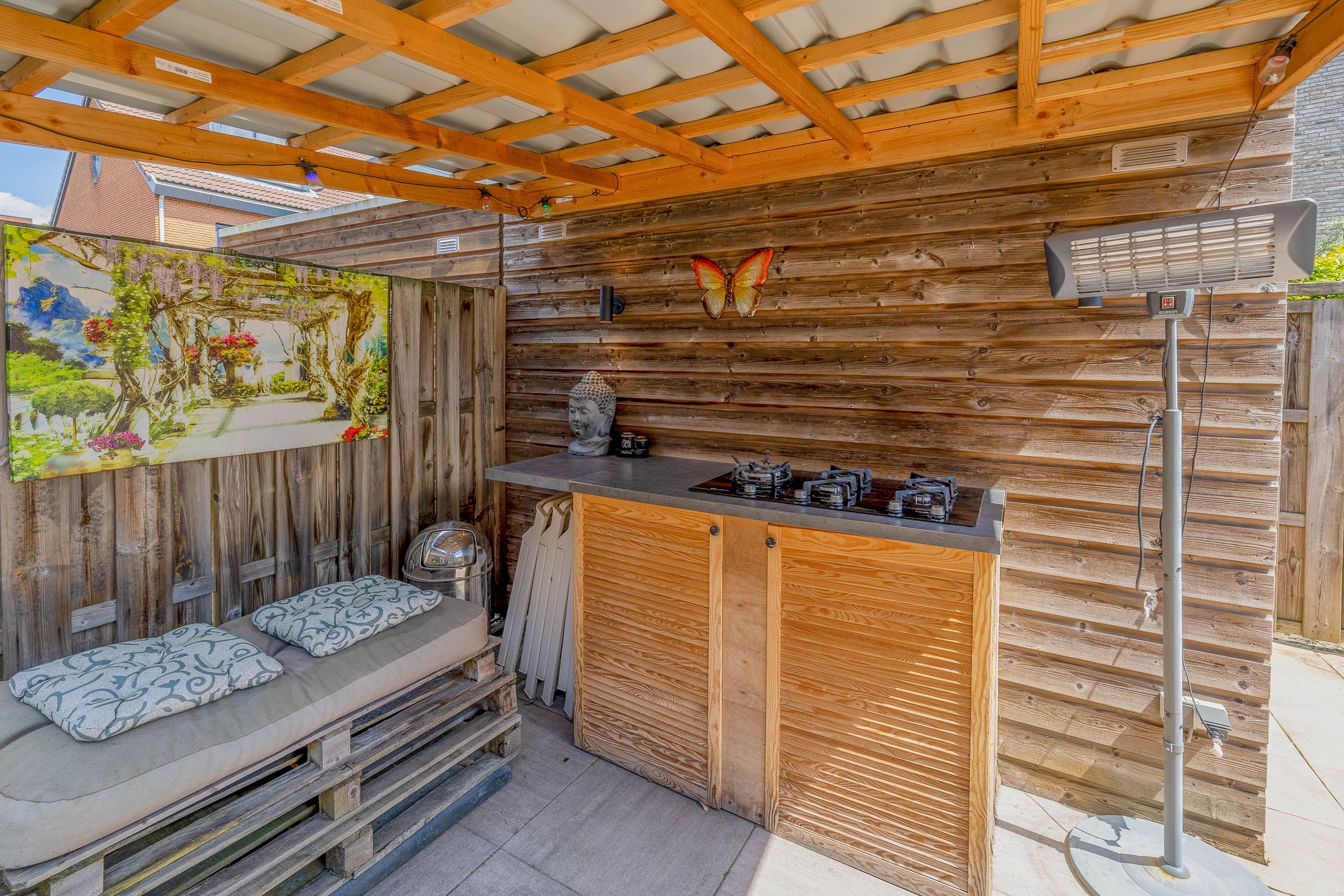 Foto 30 van 2e Lunarelaan 8