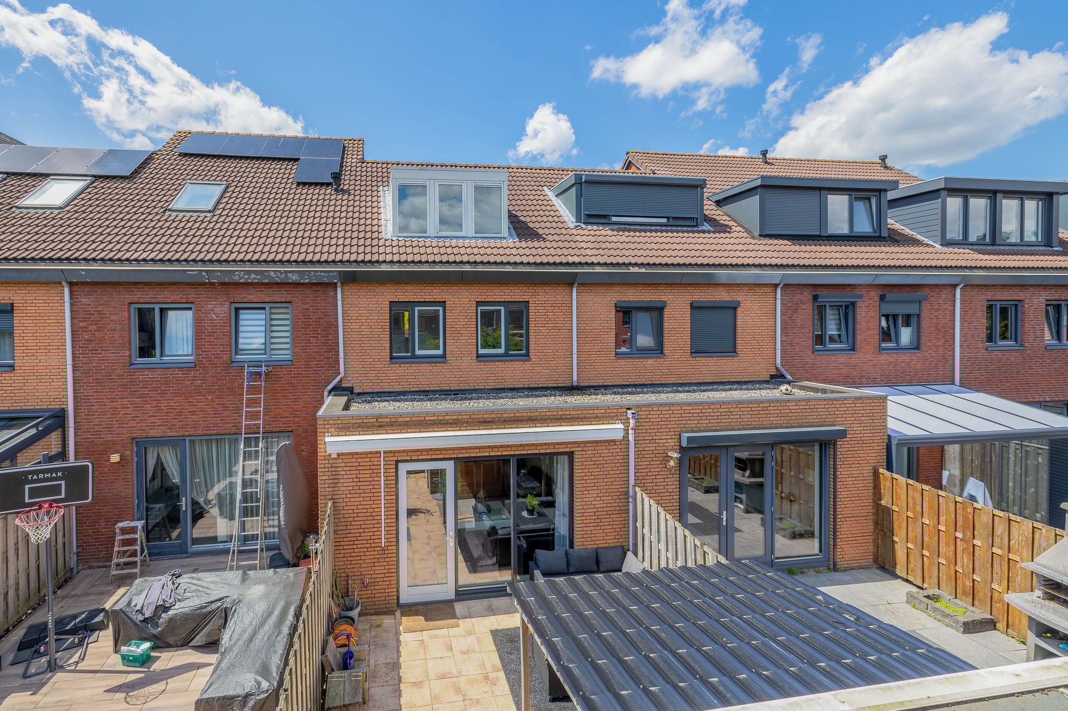 Foto 33 van 2e Lunarelaan 8