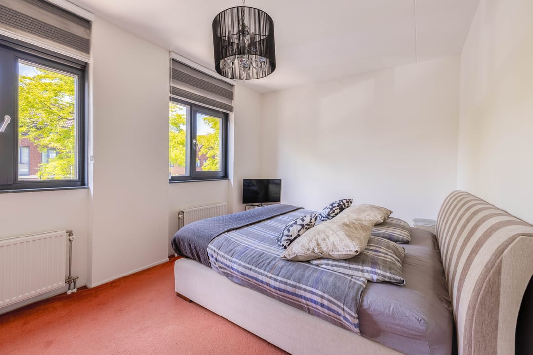 Foto 37 van 2e Lunarelaan 8