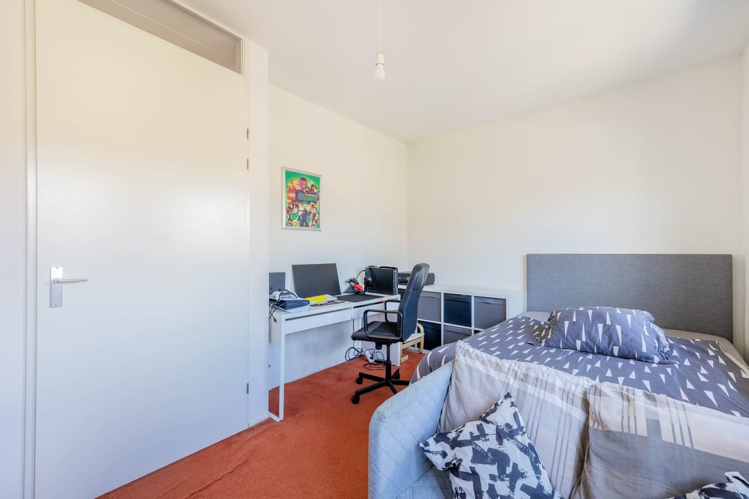 Foto 43 van 2e Lunarelaan 8