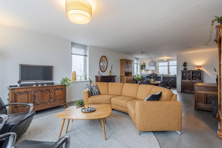 Foto 5 van Buitendams 63-B