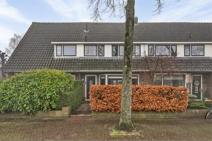 Foto 1 van Valkenaarstraat 59