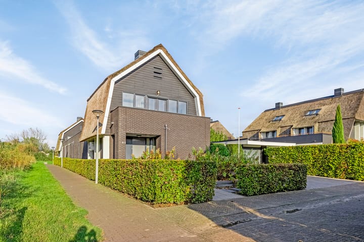 Foto 2 van Wessel Couzijnhof 41