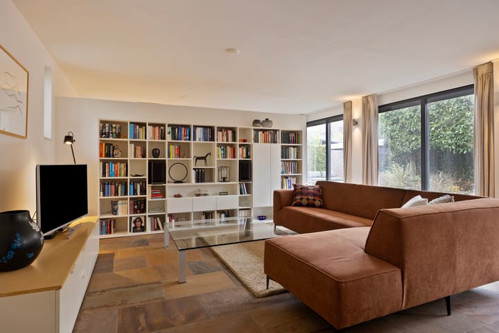 Photo 13 of Wessel Couzijnhof 41