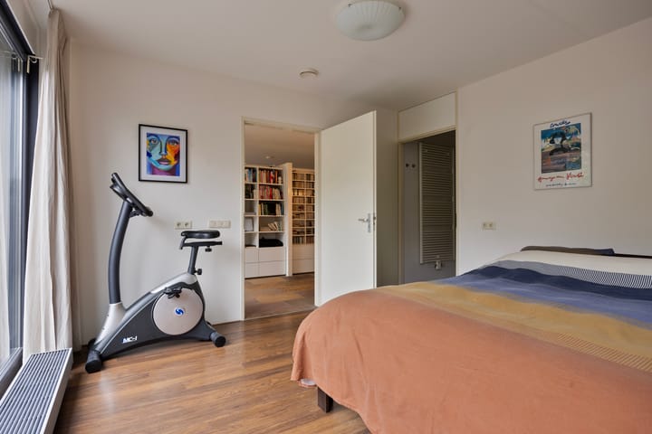 Photo 24 of Wessel Couzijnhof 41