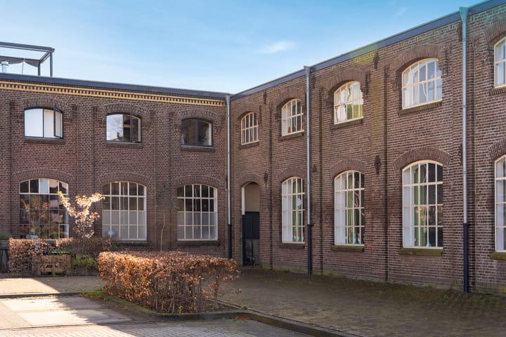 Foto 7 van Emailleplein 19