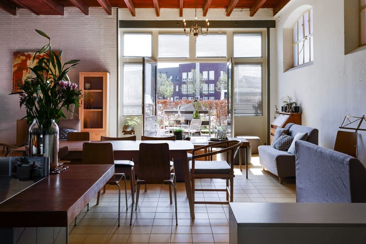 Foto 14 van Emailleplein 19