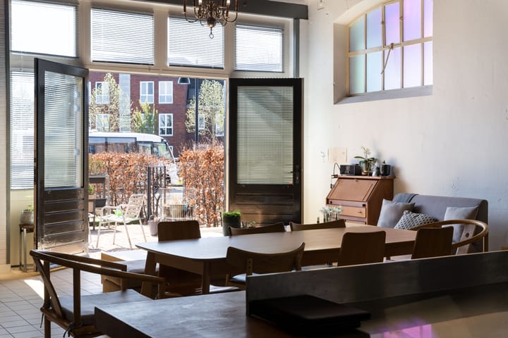 Foto 15 van Emailleplein 19