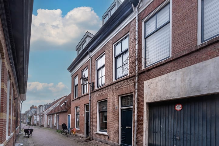 Foto 2 van Leliestraat 6