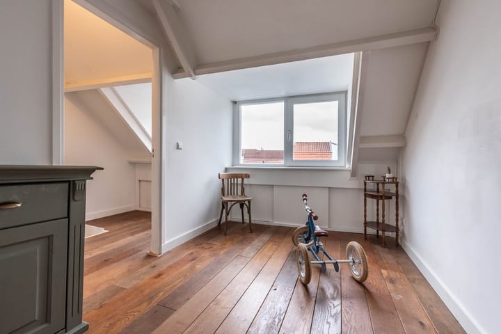 Foto 23 van Leliestraat 6