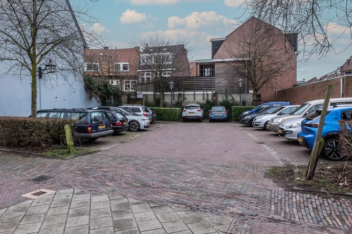 Foto 33 van Leliestraat 6