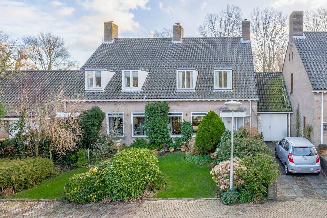 Foto 1 van Burg. de Graafplein 22