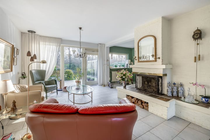 Foto 7 van Burg. de Graafplein 22