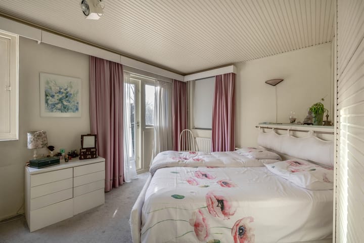 Foto 19 van Burg. de Graafplein 22