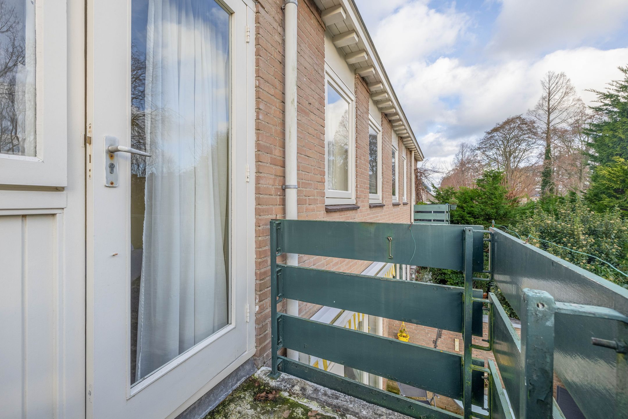 Foto 21 van Burg. de Graafplein 22