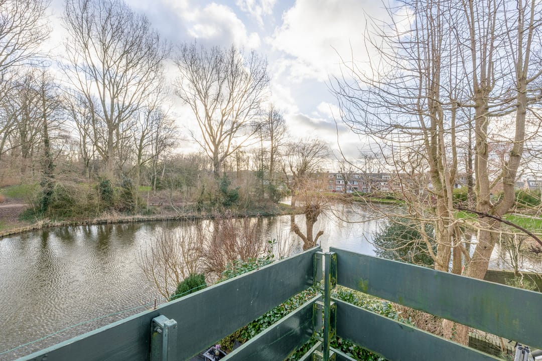 Foto 22 van Burg. de Graafplein 22