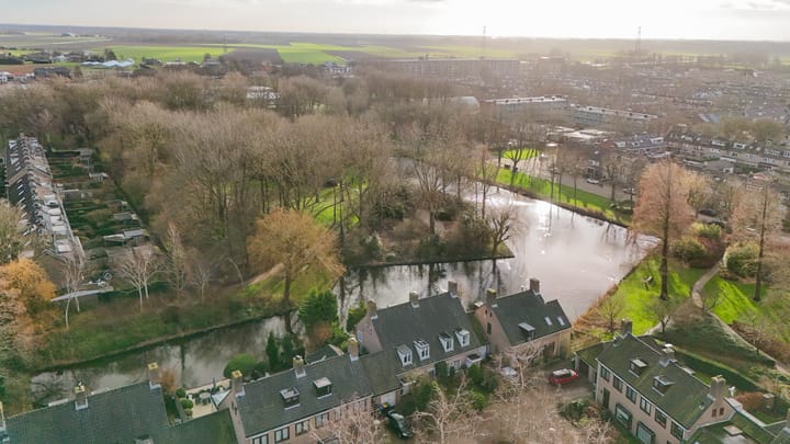 Foto 37 van Burg. de Graafplein 22