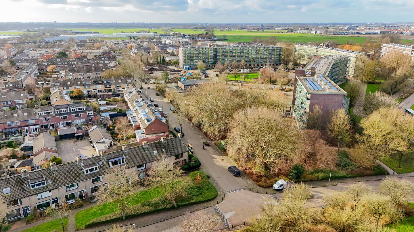 Foto 40 van Burg. de Graafplein 22