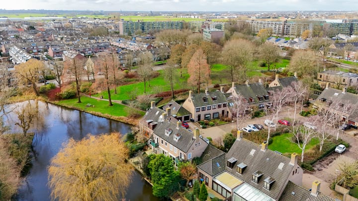 Foto 42 van Burg. de Graafplein 22